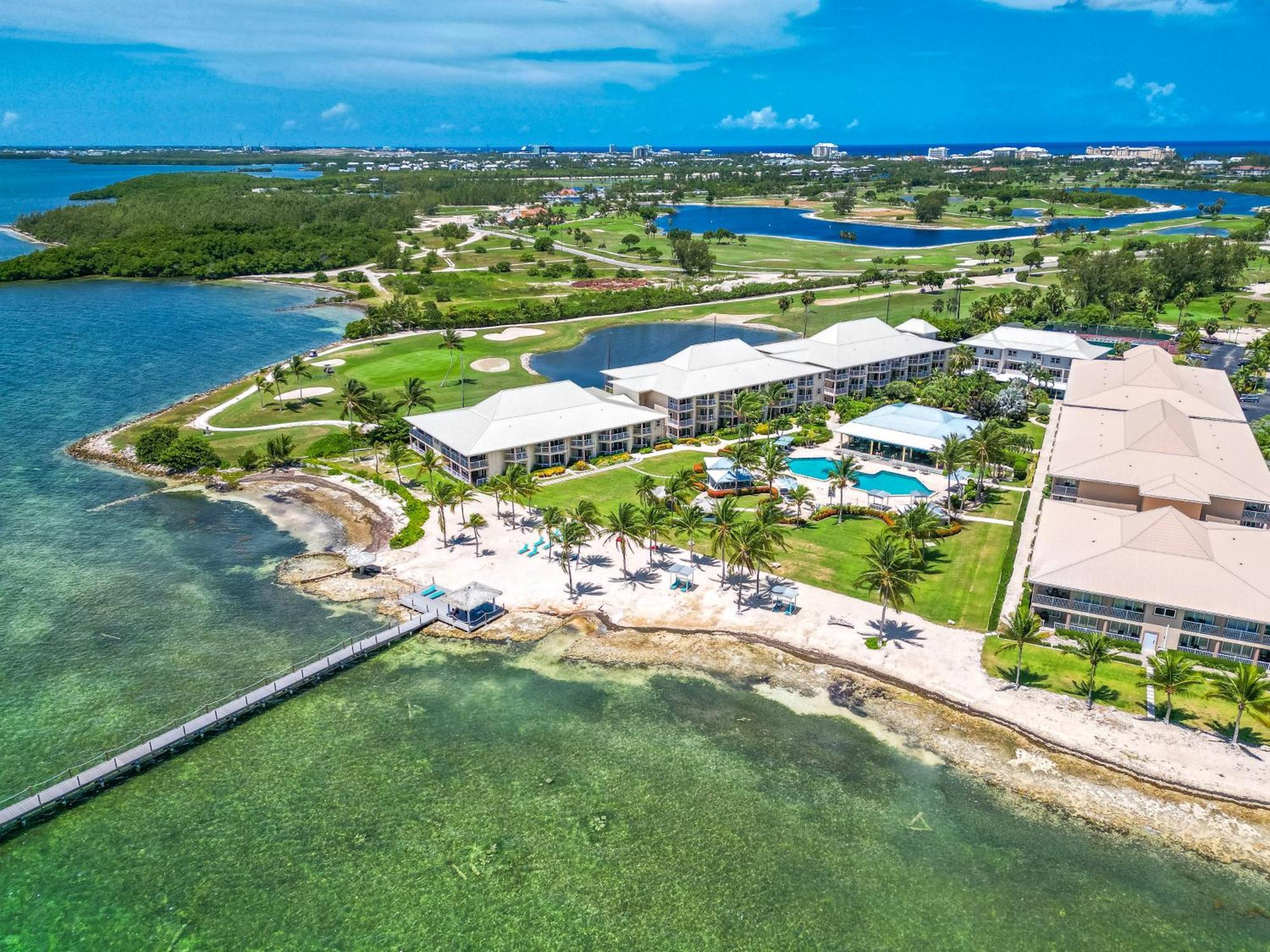 Holiday Inn Resort Grand Cayman By Ihg (Adults Only) West Bay Exterior photo